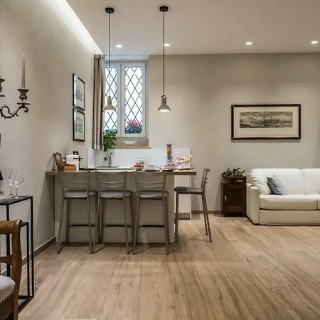 Antik şehir Yakınında 76 M2 Stüdyo , 1 Banyolu Daire Verona